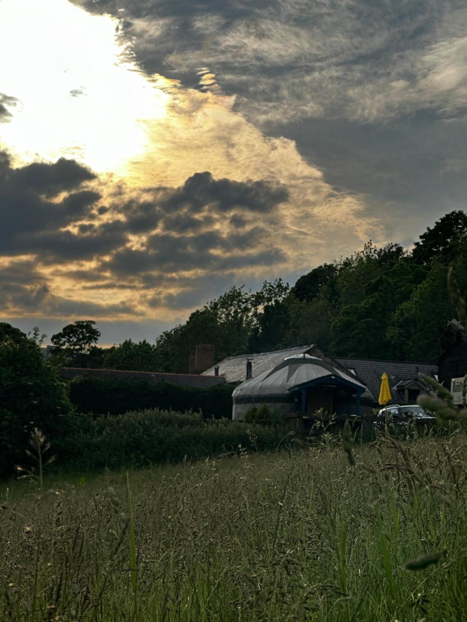 Hotel Sunbank Yurt Llangollen Esterno foto