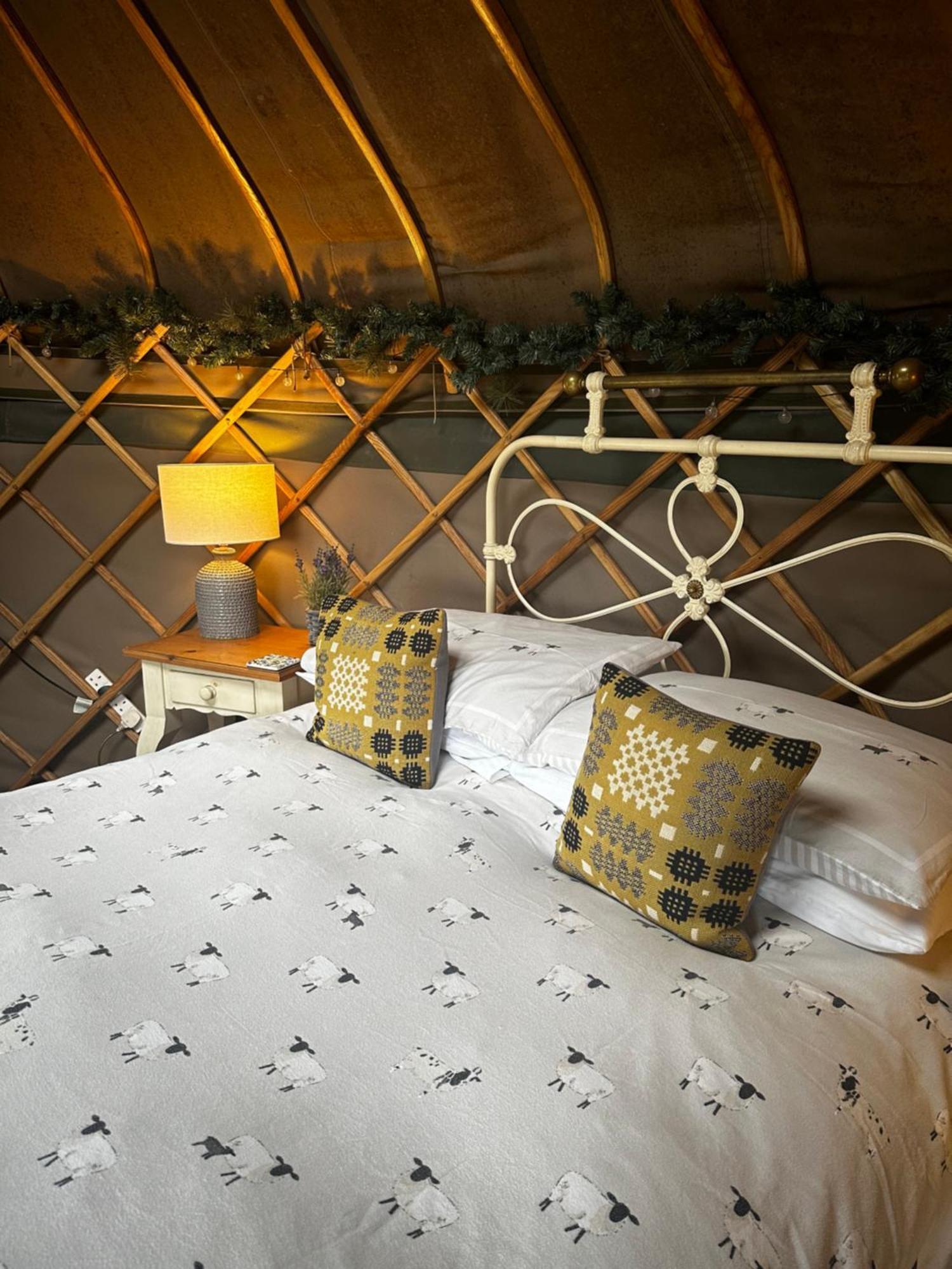Hotel Sunbank Yurt Llangollen Esterno foto